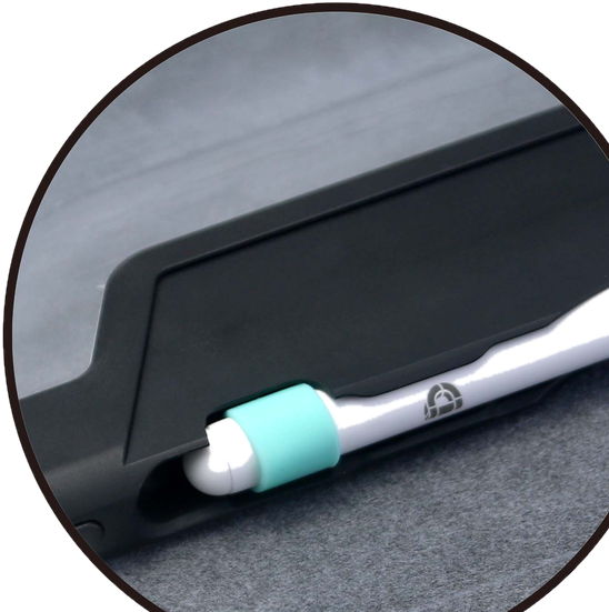DEQSTER Rugged Case #RQ1 für iPad 10,2" – Der Stift bleibt dabei.