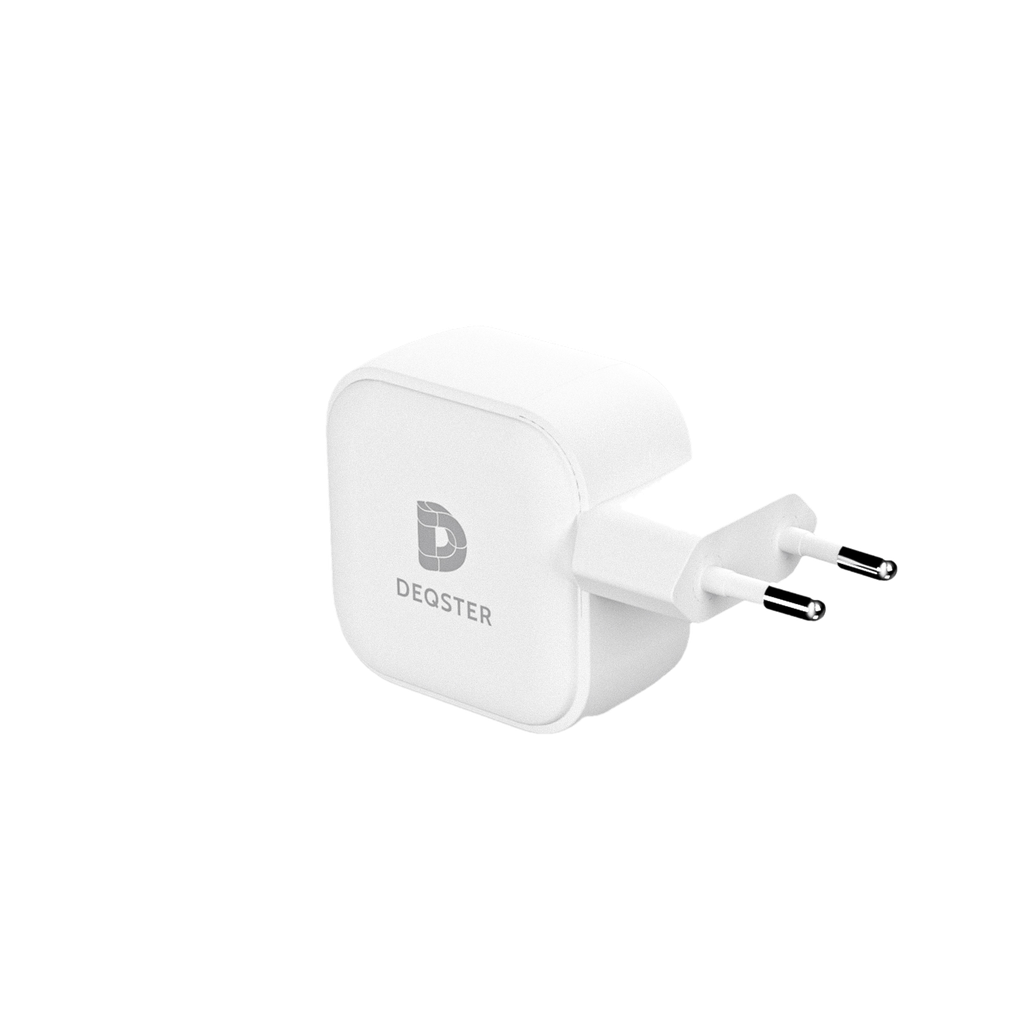 DEQSTER Dual USB-C Charger